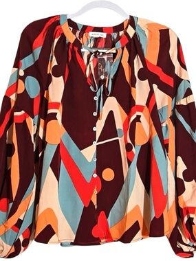 Geo Abstract Printed Button Down Vneck Bubble Sleeve Blouse, SMALL, NWT! 🏷️